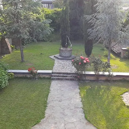 Stanza Singola Degli Iris Homestay szállás Groppovisdomo